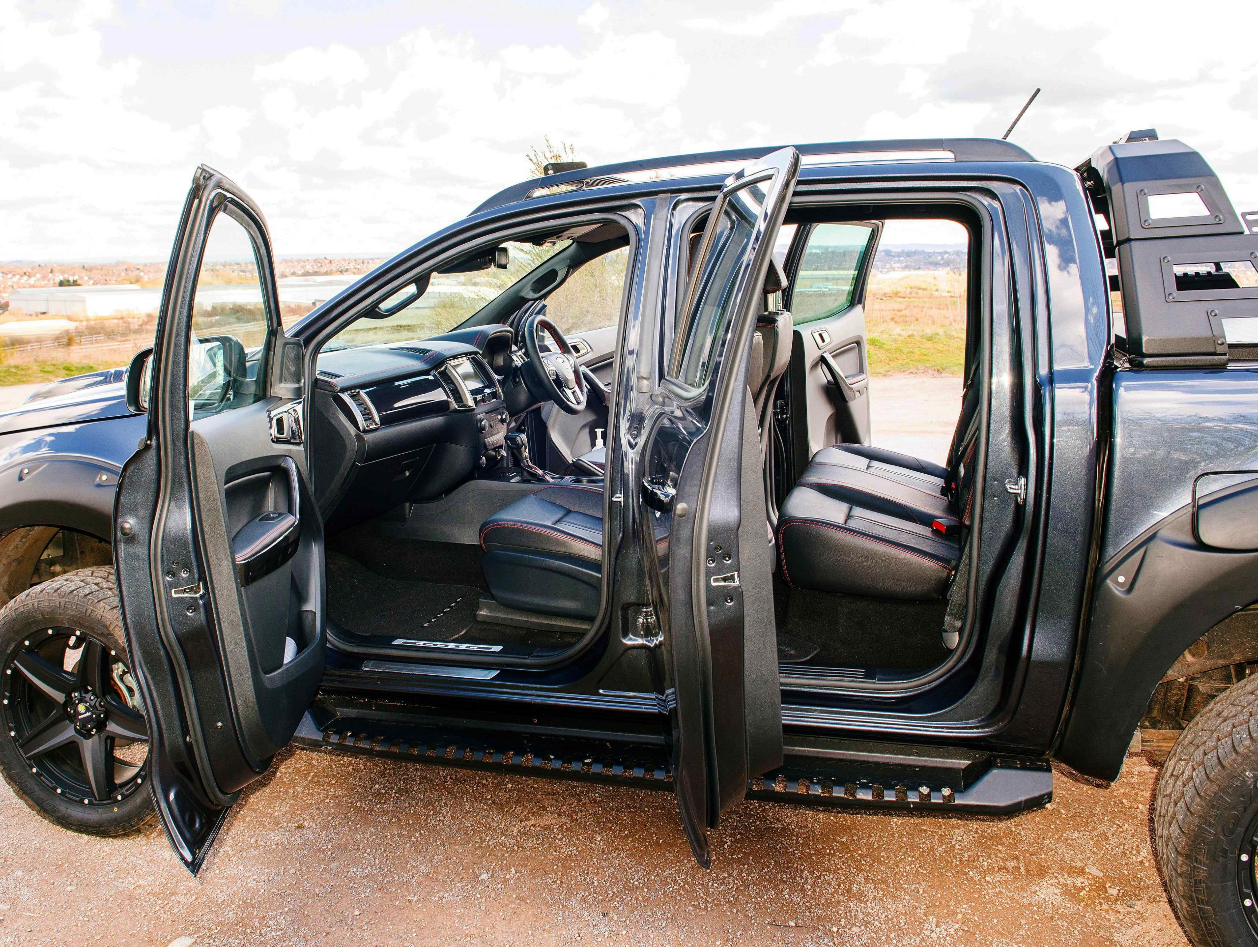 Ford-Ranger-Extreme-External-Doors-Open