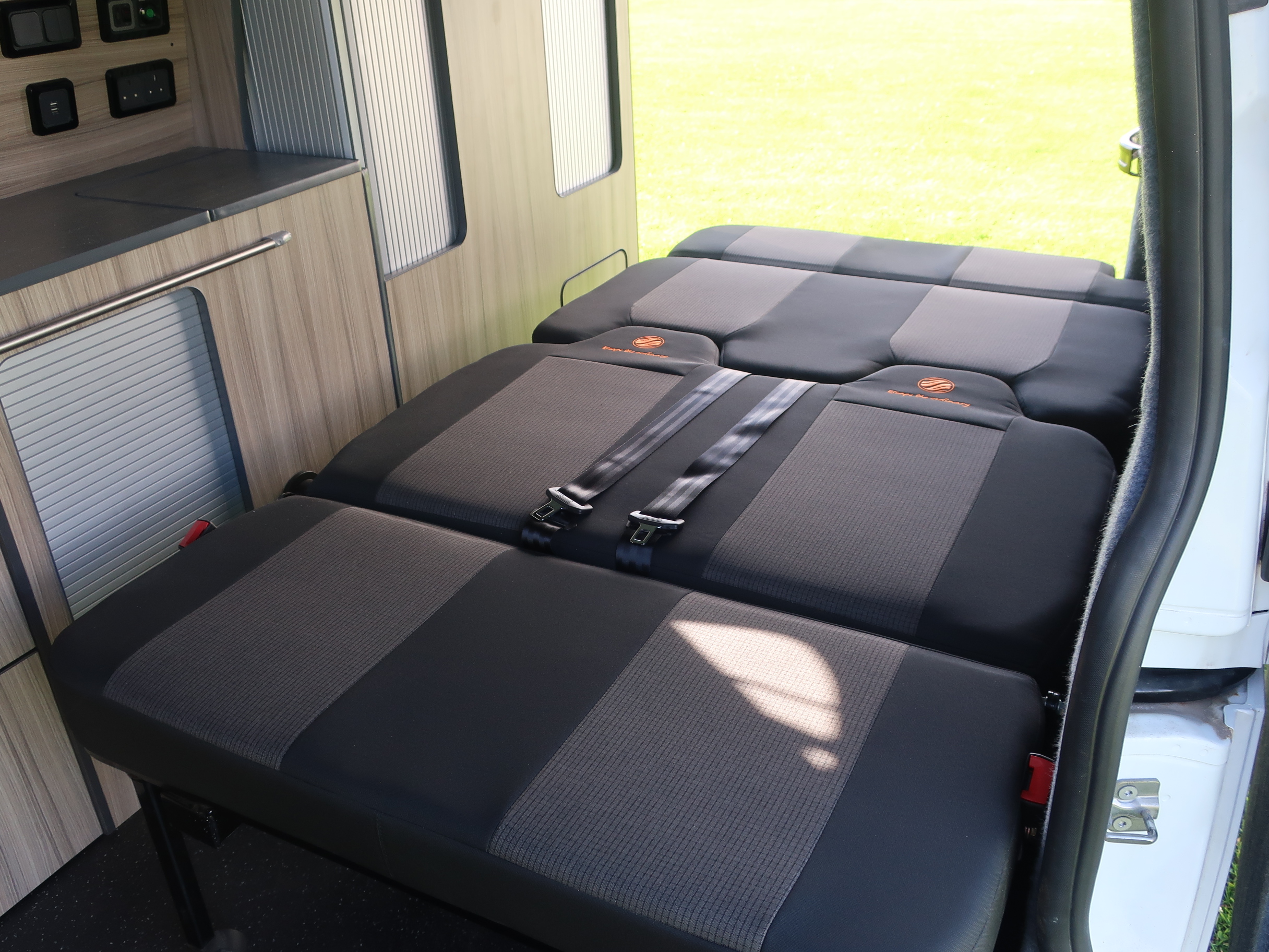 Ford-Transit-Custom-Campervan-Internal-Rock-Roll-Bed