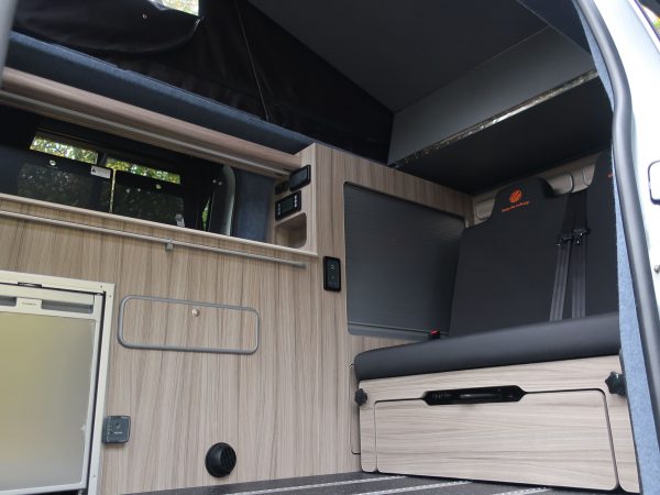 Peugeot-Expert-Campervan-Cabin-Interior-Roof-Popped