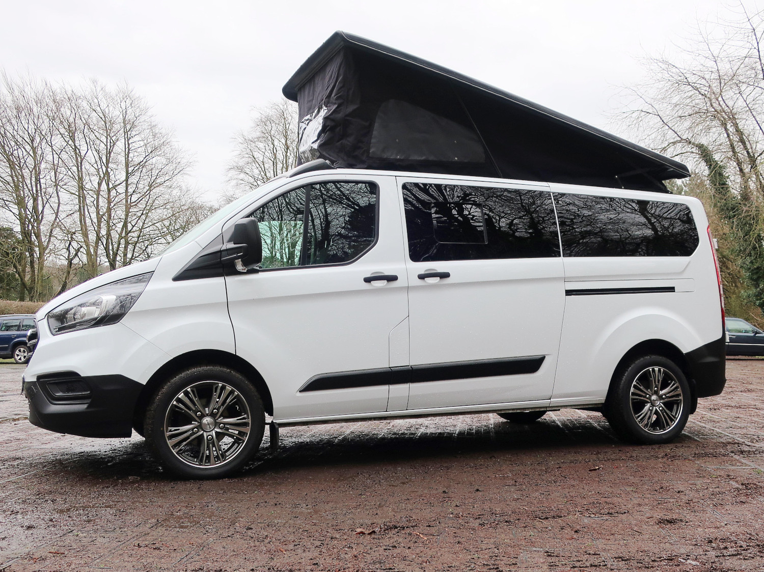 Ford Transit Custom 4 Berth Travelling Campervan Van World